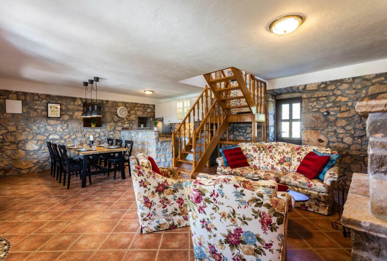 Villa Korina Pinezići Dış mekan fotoğraf